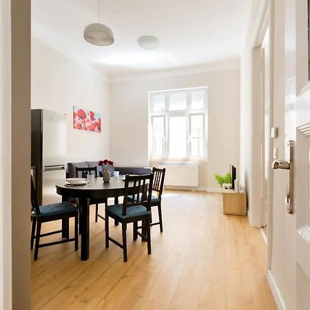 Kresz Geza 29 Westend Station 2 Bedrooms+Living Ac Будапешт Екстер'єр фото